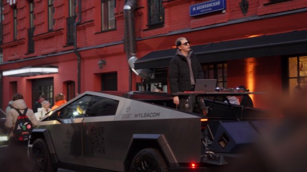 Tesla Cybertruck 2024 | Continent Motors x WYLSACOM