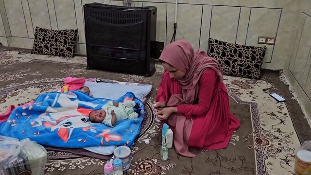 Intense conflict between Nemat and Hojjat. Hojjat entered the house from the top of the wall #deoor смотреть онлайн