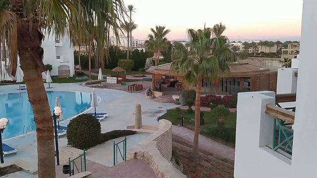 SHARM El SHEIKH  ОТЕЛЬ CYRENE SHARM REZORT  ЗАСЕЛИЛИ ЗА 2 МИНУТЫ МЫ В ШОКЕ !