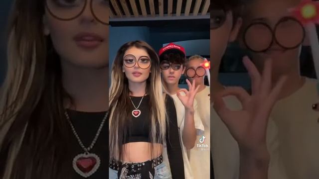 Даня Милохин Дина Саева и Кайл коллаб года😍🥺 смотреть онлайн