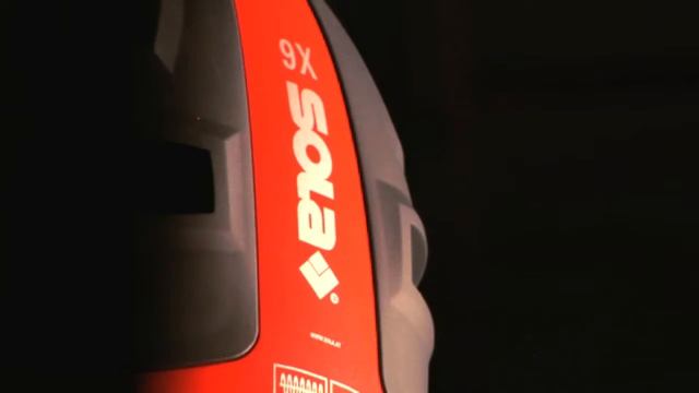 Niveles Sola - Precisión para profesionales смотреть онлайн