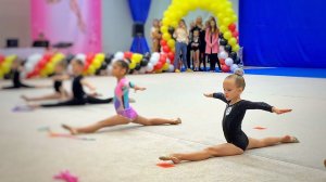 ВЛОГ Соревнования по художественной гимнастике! Маша на своем первом турнире! gymnastica 2.11.19