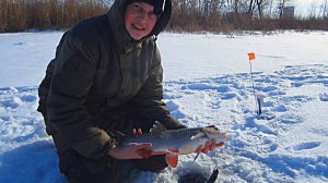 НЕ ОЖИДАЛ ПОЙМАТЬ ЭТО....  ЧУДОВИЩЕ НА ЖЕРЛИЦУ. ПЕРВЫЙ ЛЁД 2024-2025