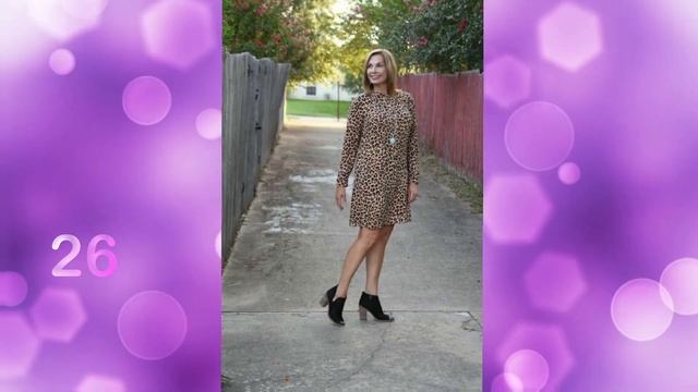 Natural Mature Women in mini dress смотреть онлайн