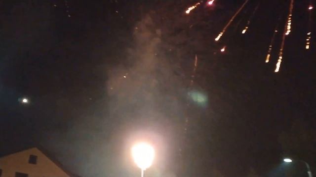День города, гуляем, хороший салют!!! смотреть онлайн