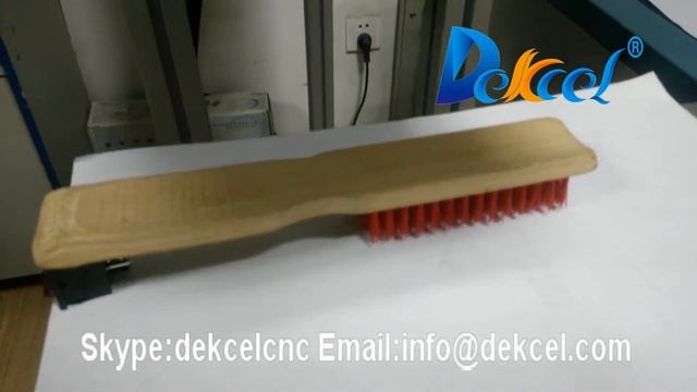Dekcel RF metal tube co2 laser marking machine on wood brush смотреть онлайн