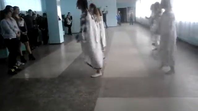 Танец веснянка школи номер2 смотреть онлайн