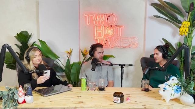 'Aunt Tried to Announce Daughter's Pregnancy at My Rainbow Baby's Shower' -- Reddit Story смотреть онлайн