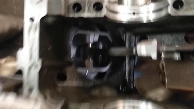 Капитальный ремонт двигателя, переделка. Расточной цех не попали в зазоры. смотреть онлайн