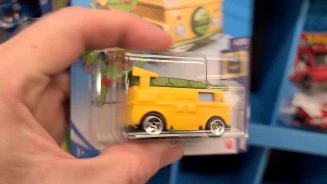 HOT WHEEL PEG HUNTING DOLLAR GENERAL / KROGERS WOW 🚘