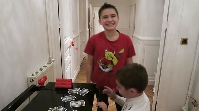JEU - CHRONO BOMB - 💣💥Désamorce la bombe avant l'explosion ! - Jeu d'action et de Réflexe смотреть онлайн