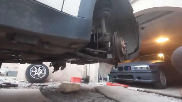 N°2 : Je démonte la boite de vitesse de la MINI One 1.6 90ch 16s. смотреть онлайн