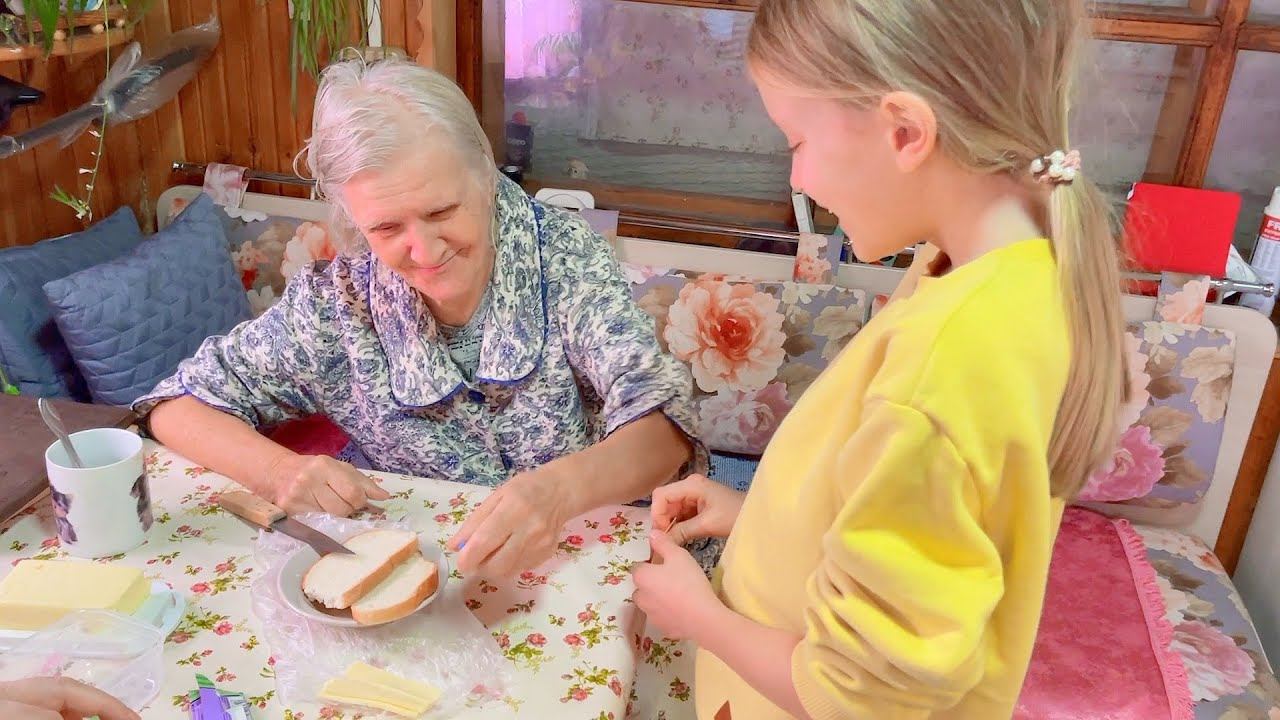 VLOG Приехали к родителям! Дачный влог 30-31.10.21 смотреть онлайн