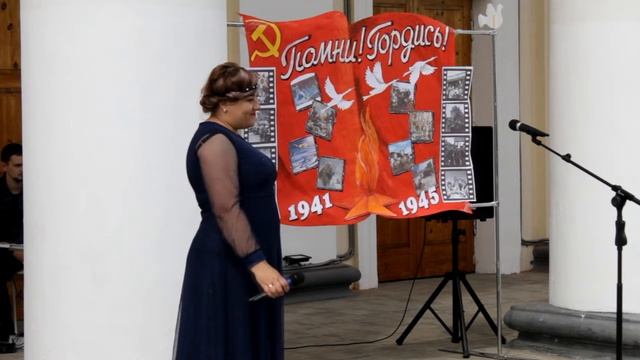 «Парад Победителей»; «Я рисую мелом» и Всероссийский флешмоб «Голубь мира» _ Петровск-Забайкальский смотреть онлайн