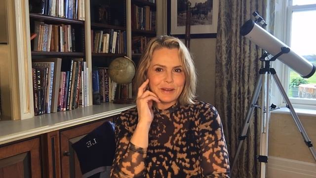 Vitamin D explained with BetterYou | Liz Earle Wellbeing смотреть онлайн