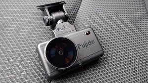 Обзор на 2К видеорегистратор с LNA радар-детектором Fujida Karma Pro Max WiFi