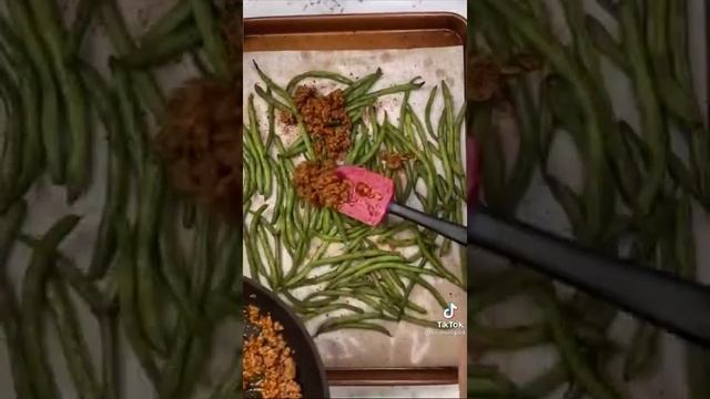 Green Bean and Meat Keto смотреть онлайн
