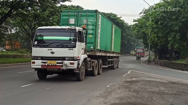 TRUCK SPOTTING CONTAINER TRUCK COMPILATIONS PART 2 • インドネシアのコンテナトラック