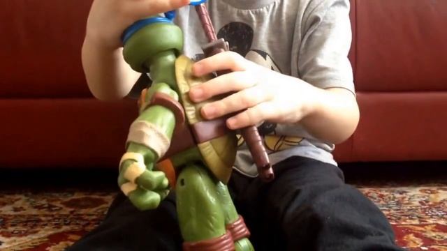 Обзор игрушки "Ninja Turtles" Leo, Черепашка Ниндзя- Лео смотреть онлайн