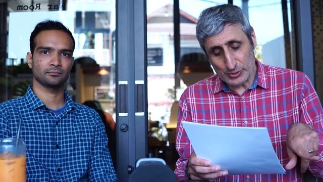 INDIAN English Explained to a LONDONER смотреть онлайн