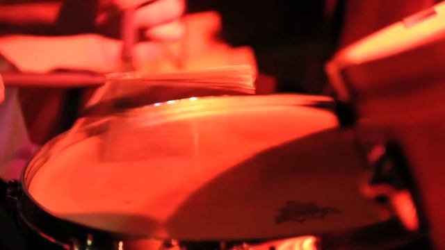 Trotsky Tulsky - Padam (live) смотреть онлайн