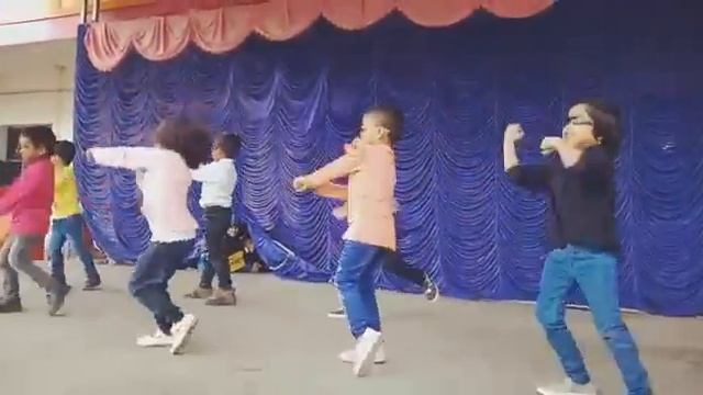 Baha kilki maha kilki sai Amarthya dance at swami vevekananda high school смотреть онлайн