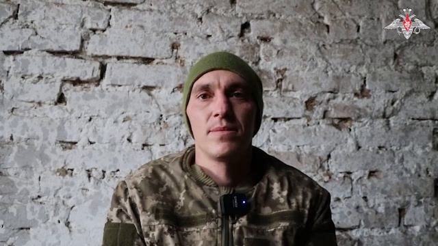 Очередной пленный военнослужащий ВСУ смотреть онлайн