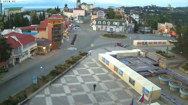 Вебкамера "Площадь Советская". Запись 18.05.2016 05:00:02 смотреть онлайн