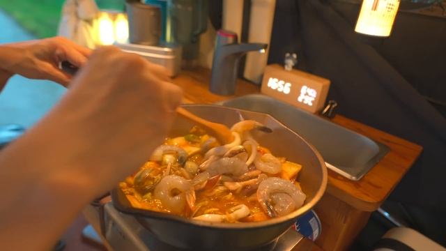 잘가 레이 / 폭우 속 레이와 마지막 우중 차박 즐기기 смотреть онлайн