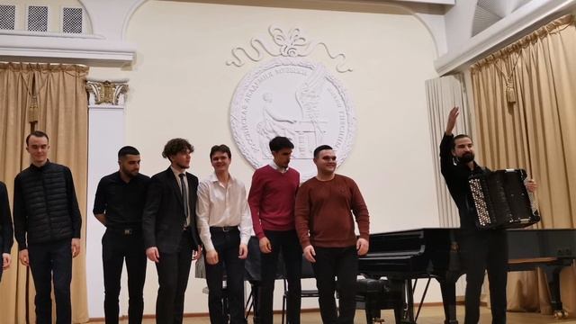 Арслан Алиев. А. Грюнфельд . Парафраз на темы вальсов И.Штрауса "Венские вечера ". смотреть онлайн