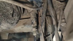 Деформация моторного щита при выжиме сцепления Лада Веста