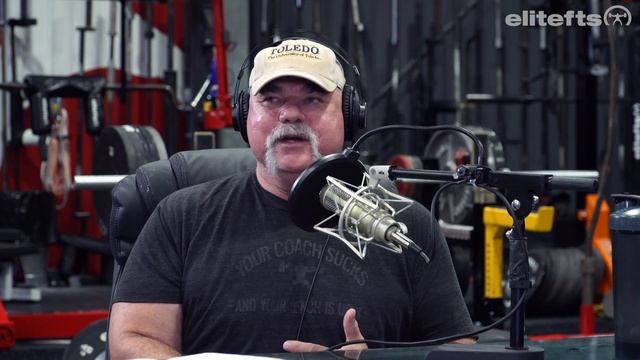 Are Cheat Meals Worth It? Ft. Nutritionist Justin Harris | elitefts.com смотреть онлайн