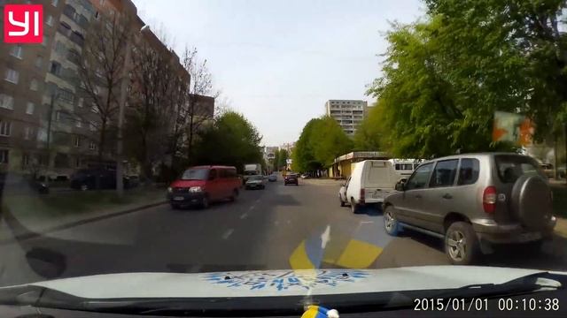 Видеорегистратор Xiaomi Yi Car DVR Тест №1 Солнечно смотреть онлайн