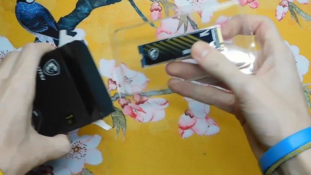 MSI SPATIUM M390 1TB Unboxing смотреть онлайн