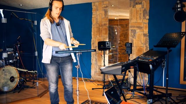 afk-audio's drumbeam MIDI controller is innovative engineering [1080p] смотреть онлайн