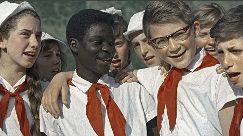 Лето в пионерском лагере СССР: для чего создавали и как это было смотреть онлайн