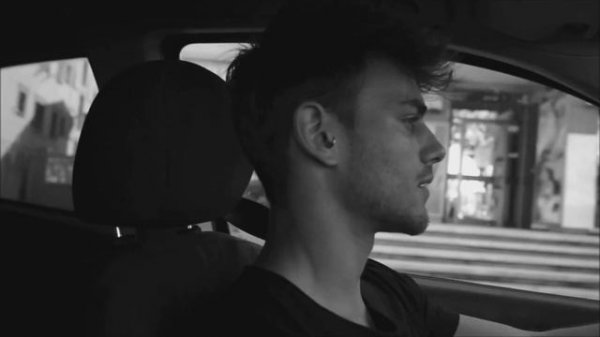 Ты влипла, девочка / Мы влипли