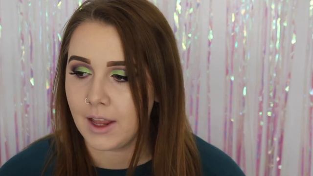 Jeffree Star Holiday SWATCHES AND TUTORIAL👽 смотреть онлайн