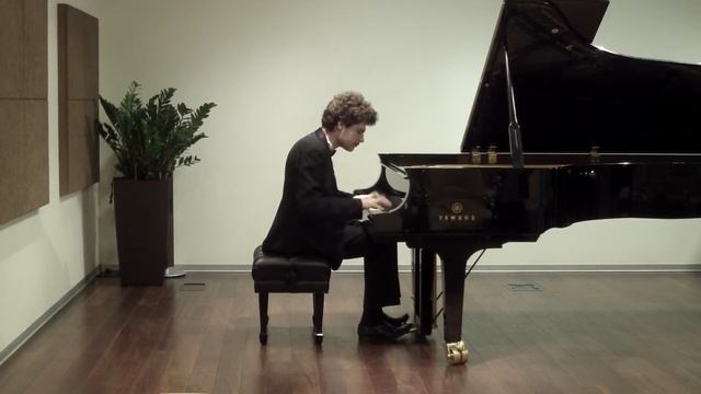 Roman Martynov plays Sonata op. 26 by S.Barber смотреть онлайн