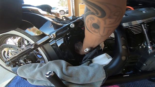 Harley-Davidson Security Siren Kit/Alarm Install On A 2020 Softail StreetBob.