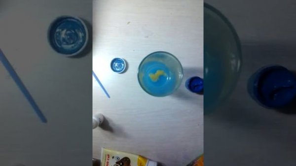 Лизун из мыла и клея.