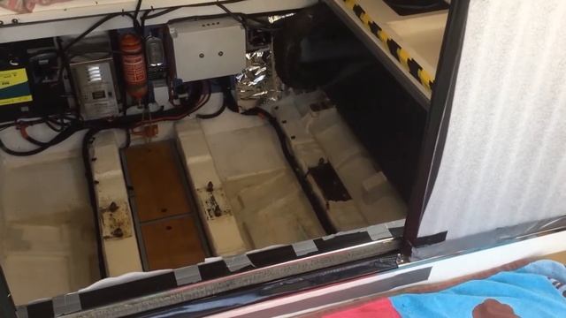 Removal of Engine and Fuel tank on The Princess 360 Flybridge смотреть онлайн