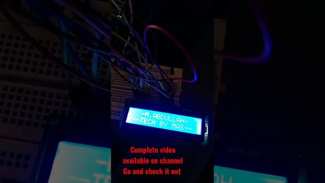 DC Voltmeter using Arduino Uno смотреть онлайн