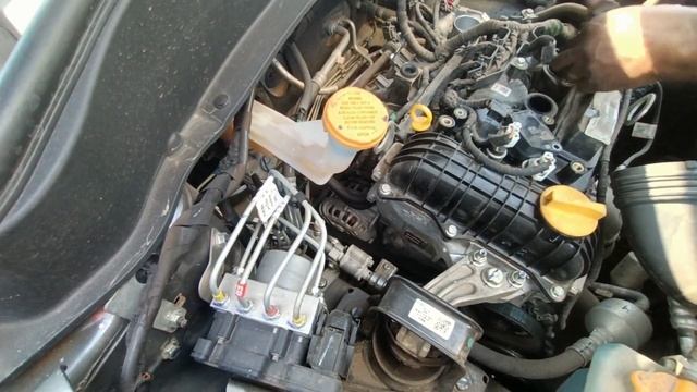 NGK IRIDIUM SPARK PLUG FULL INSTALLATION | AND RIVIEW VIDEO | смотреть онлайн
