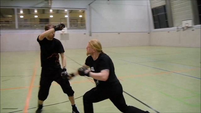 Bear Knuckle Boxing Club -Sparring- смотреть онлайн