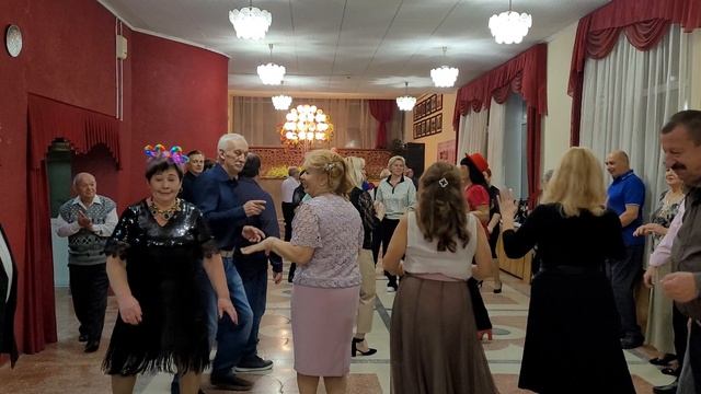 Не дай мне уйти одной... 01.12.24... смотреть онлайн