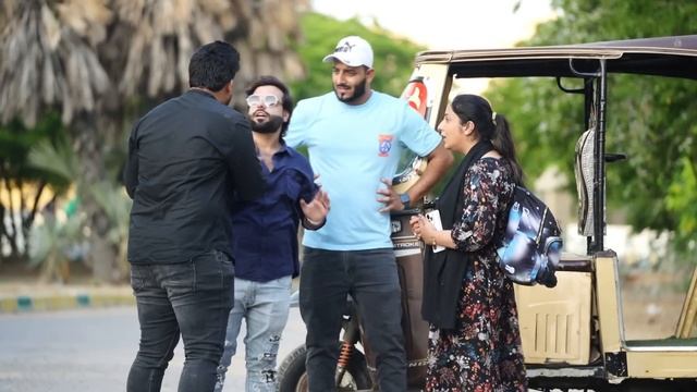 Rickshaw Driver Prank | Pranks In Pakistan | Humanitarians