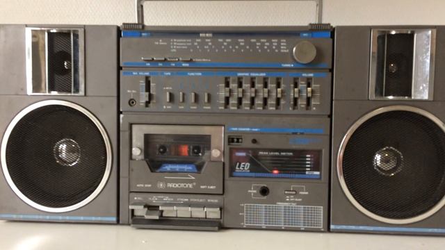 Boombox RADIOTONE VALENCIA RCX 170 смотреть онлайн