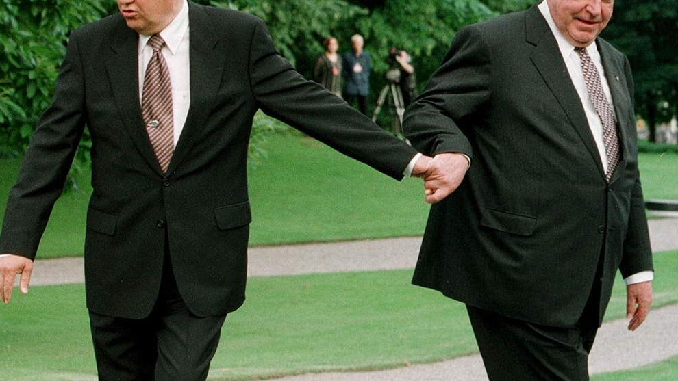 СССР USsAR Шольц одобрил ГДР не одобрил, сколько ещё Шольц вам всë доодобряется под грифом ватикана