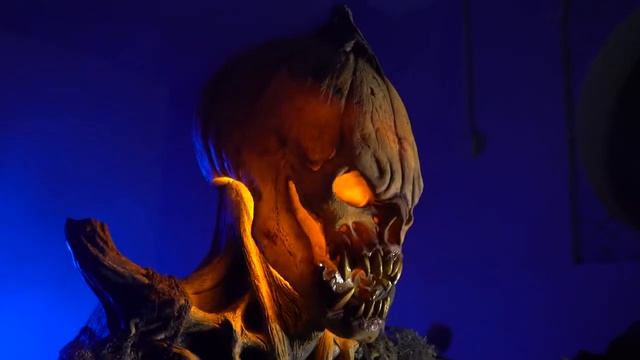 HUGE 8 FOOT PUMPKIN STALKER Halloween Prop: HORRIFYING 2021 смотреть онлайн